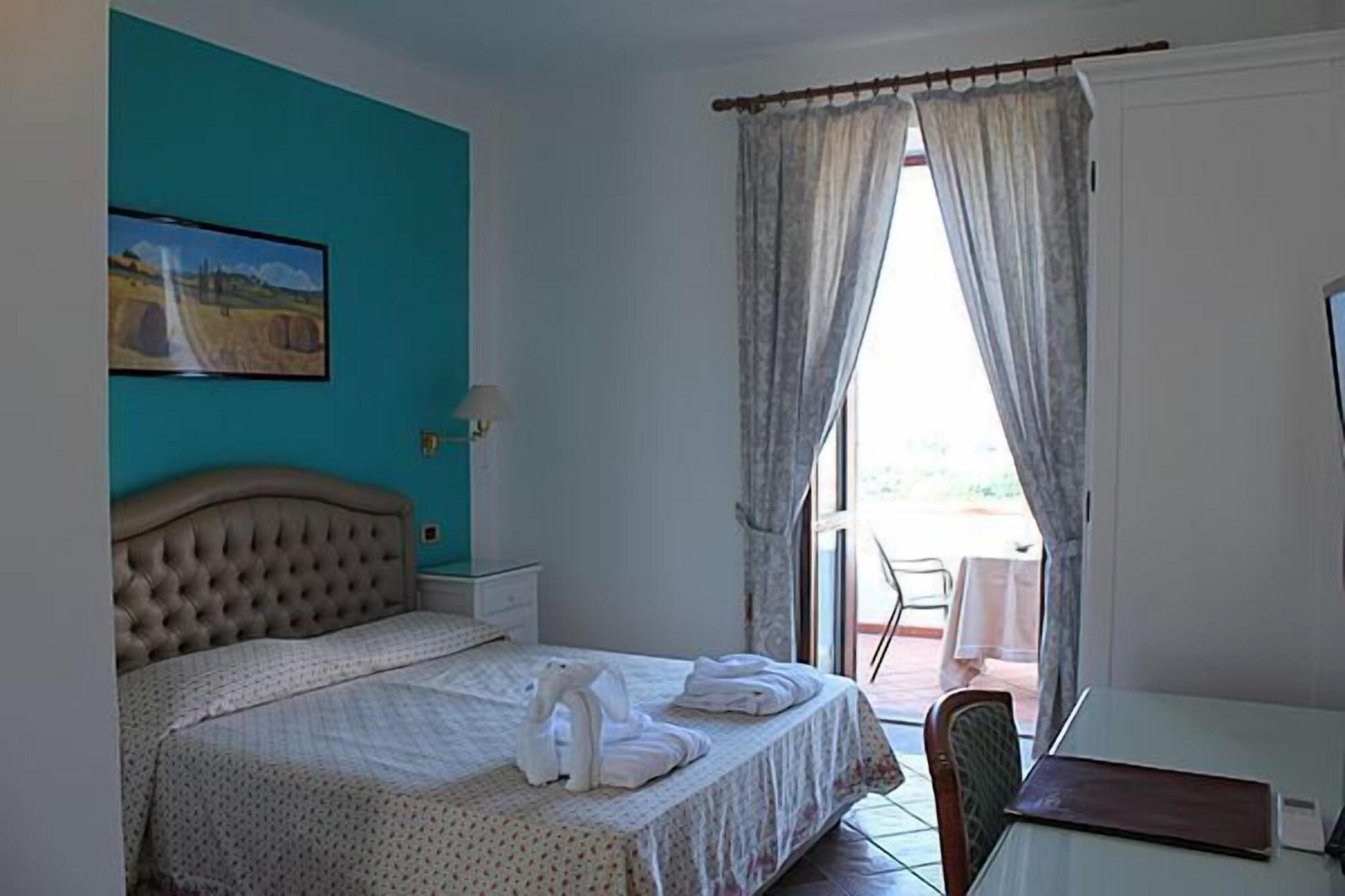 Hotel Hermitage กัสเตลลาบาเต ภายนอก รูปภาพ